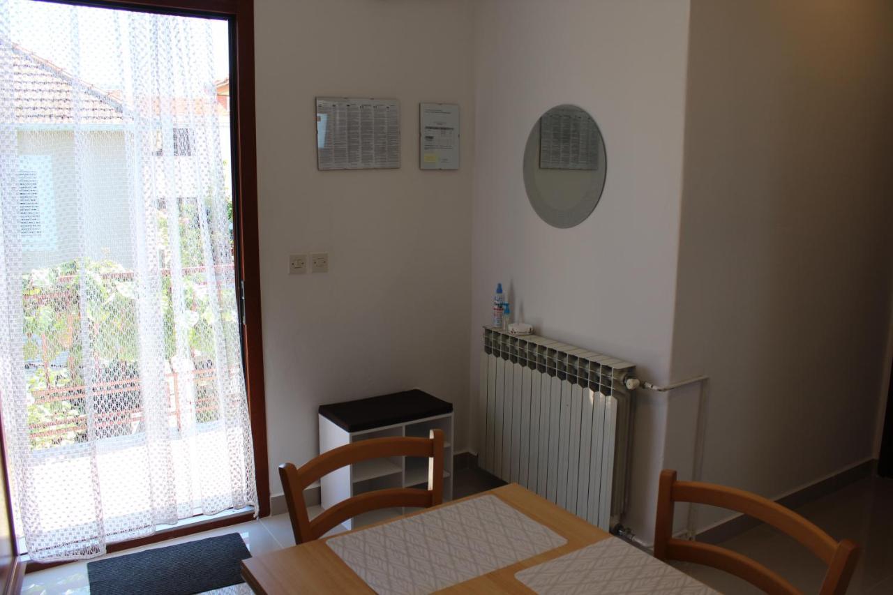 Apartments Kekel Biograd Na Moru Bagian luar foto