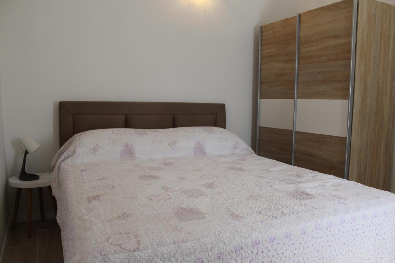 Apartments Kekel Biograd Na Moru Bagian luar foto