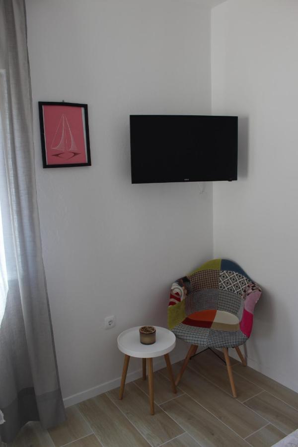 Apartments Kekel Biograd Na Moru Bagian luar foto